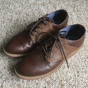 LN Tommy Hilfiger Lace Up Oxford Saddle Shoes